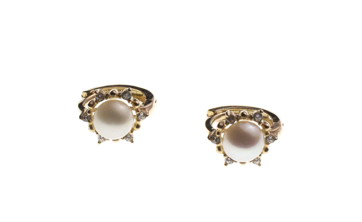 HUGGIES MINI ORO 14K PERLAS