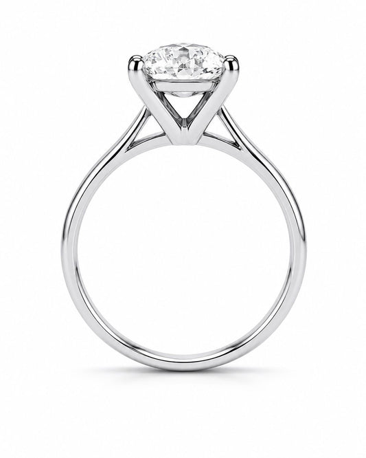 Solitario Corte Oval de .50ct en Oro 14k