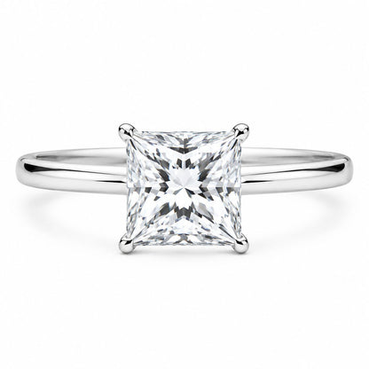 Solitario Corte Princesa de .50ct en Oro 14k